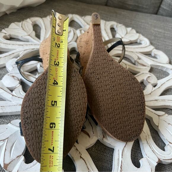 Michael Kors Navy Patent Leather Wedge Heels Sandals 6 - Picture 10 of 10